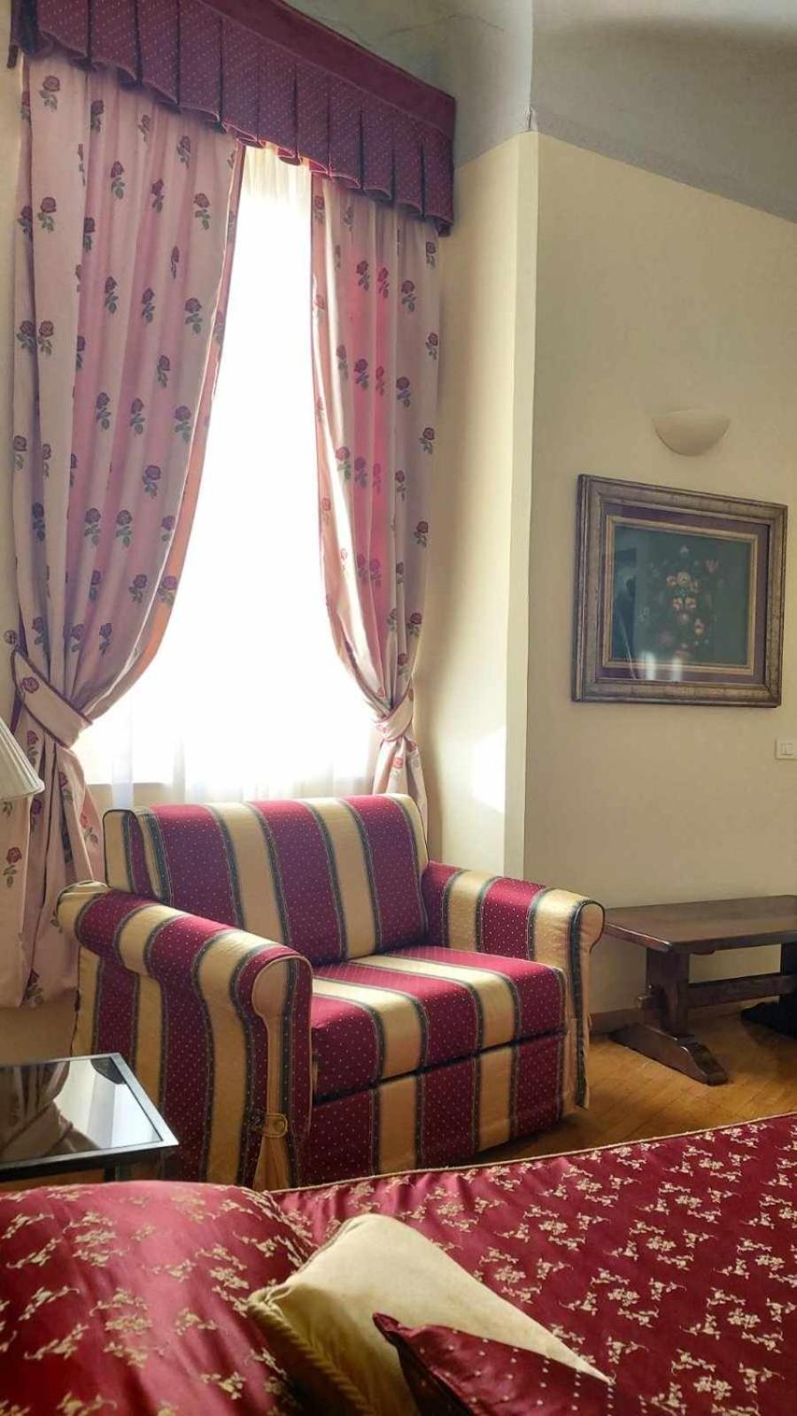 Tornabuoni La Petite Suite Florence Room photo