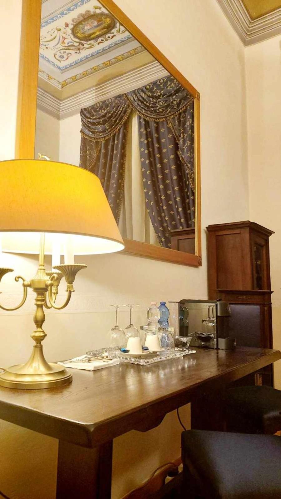 Tornabuoni La Petite Suite Florence Room photo